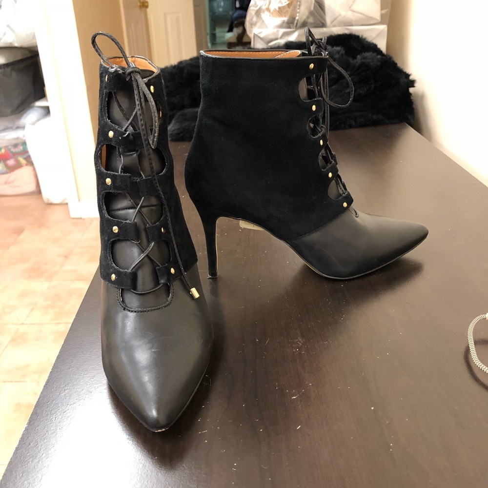 RIVER ISLAND SUEDE N’ LEATHER LACE POINTED BOOTIES